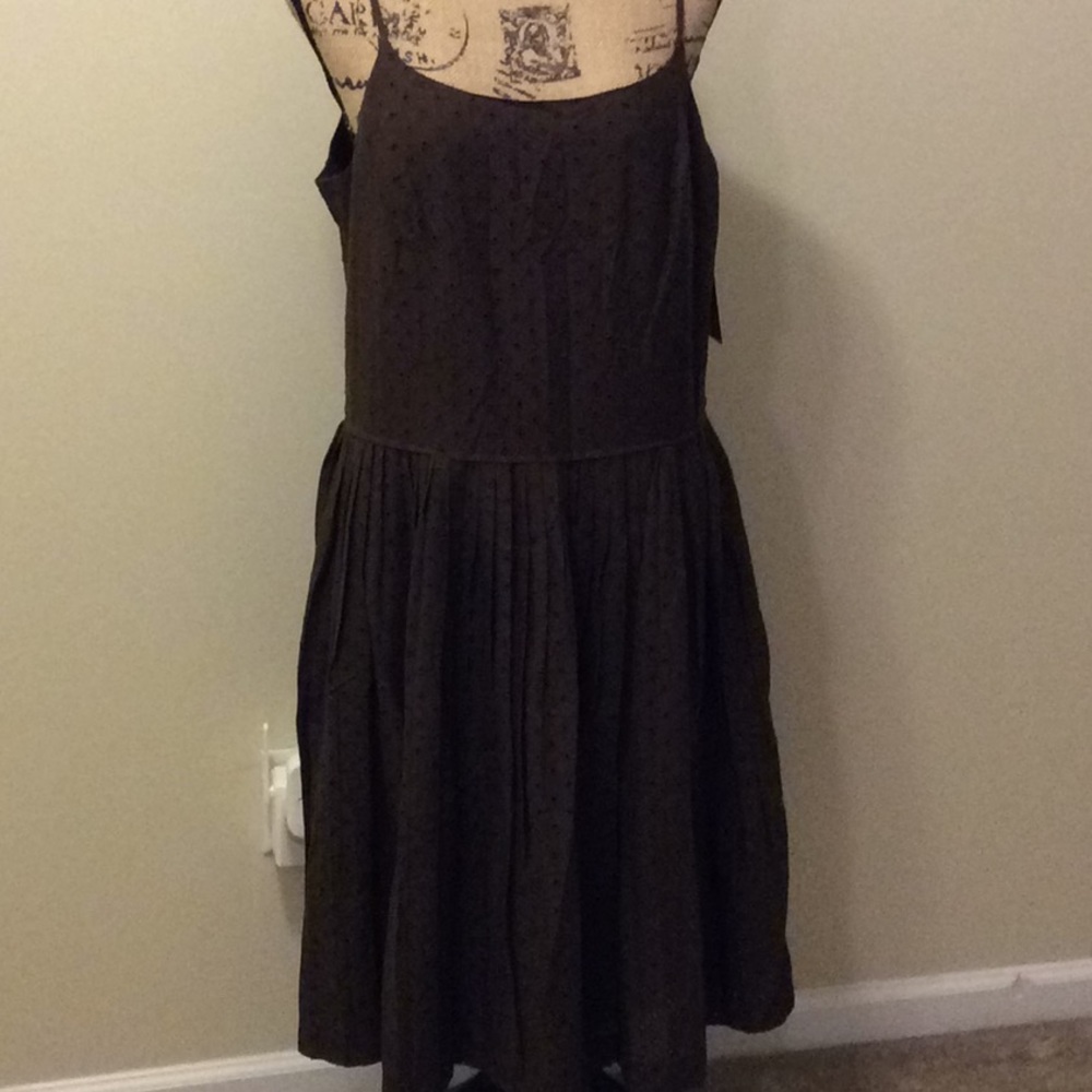 Isaac Mizrahi eyelet pleated dress